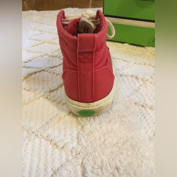 🍓HP!🍓CARIUMA | OCA Hightop Red, Women’s Sz 9/ Men’s Sz 7.5 - Picture 9 of 16